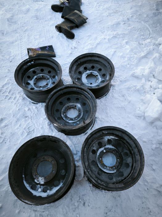 5 железных дисков для колес