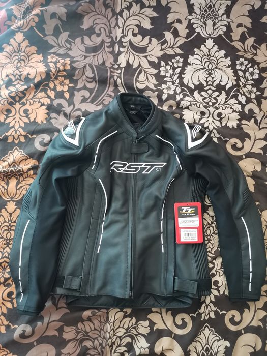 Дамско кожено яке за мотор RST S1