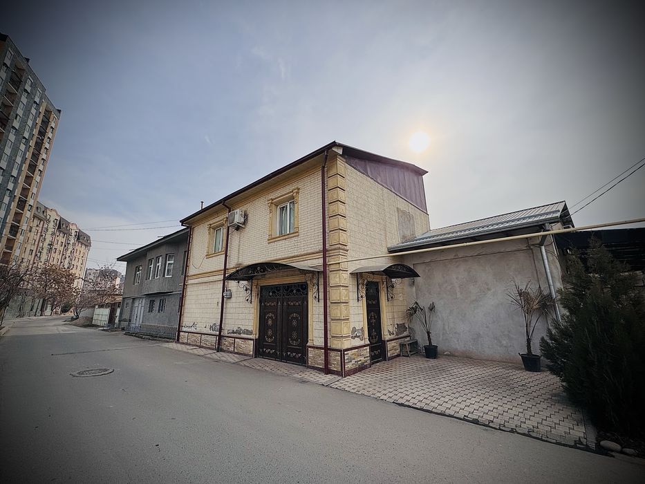 СРОЧНА Ховли сотилади