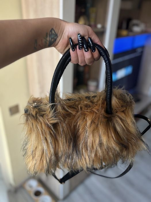 апрески с пух и чанта