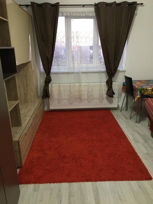 Garsonieră de închiriat