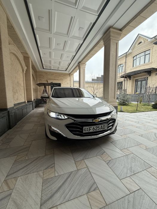 Chevrolet malibu premier