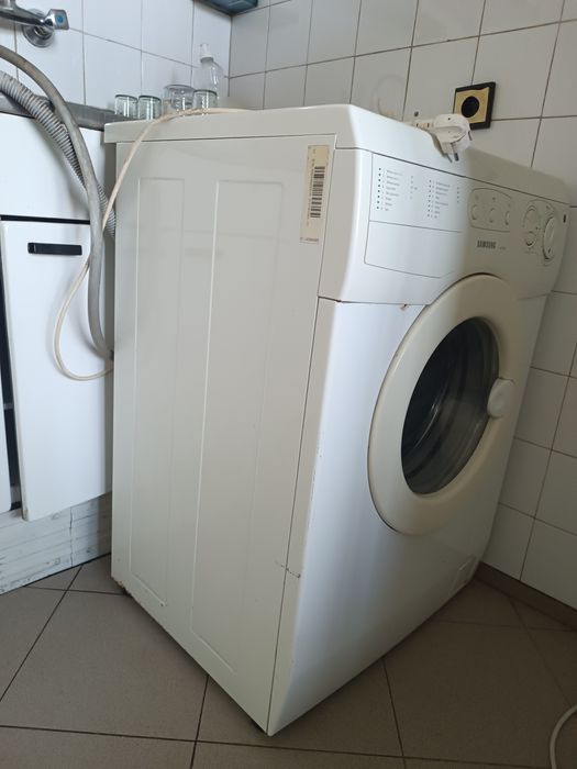 Продавам Пералня