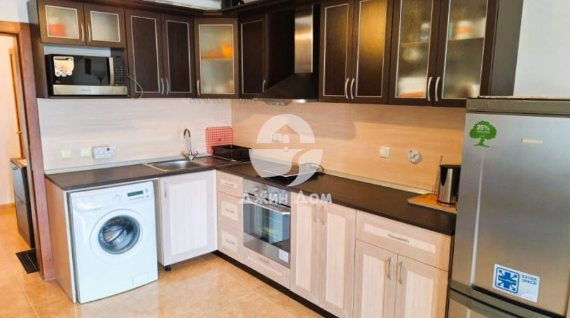 Продава се Двустаен апартамент в Свети Влас - 64 кв.м за 1157 €/кв.м - Снимка #1