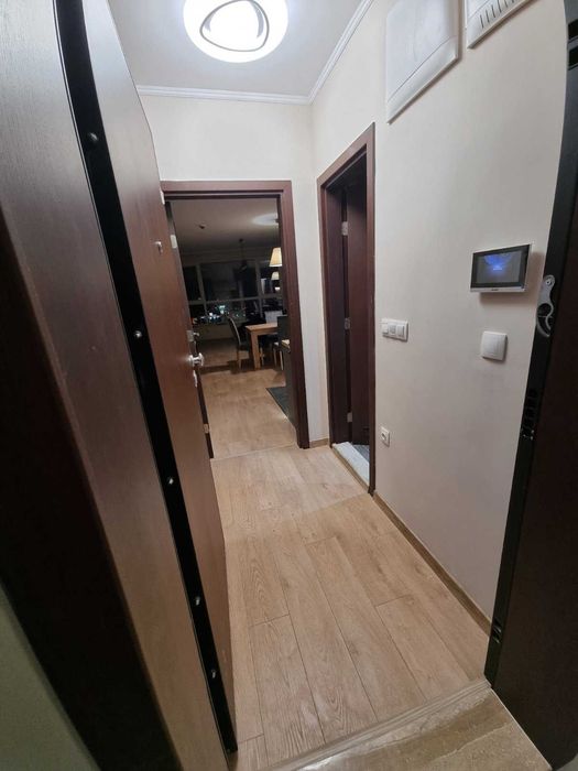 Дава се под наем Двустаен апартамент в Бургас, Славейков - 78 кв.м за 575 € - Снимка #7