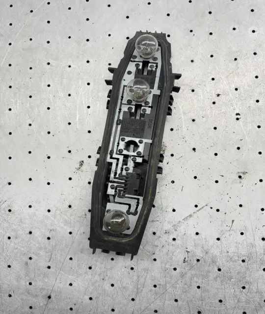 Soclu becuri lampa stop pe hayon dreapta Peugeot 307 2001