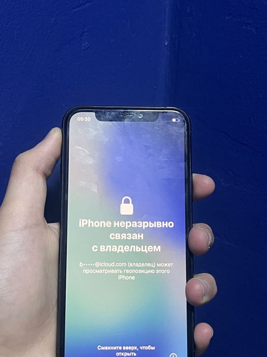 Айфон 11 про продам