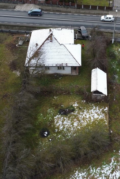 Vând casă 125 mp cu teren 712 mp, în Lăpușel