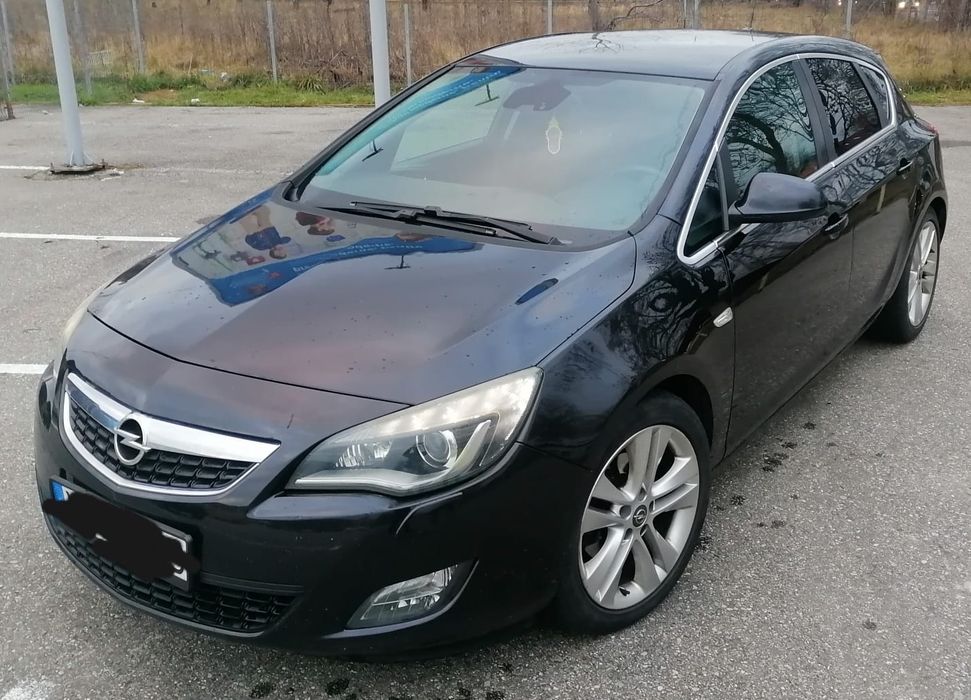 Opel Astra j 1.6 turbo gpl 2010 euro5 xenon jante senzori itp fiscal