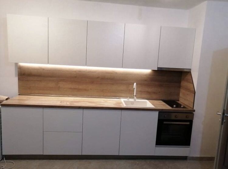 Сглобяване на мебели,монтаж,демонтаж на кухни,спални,холни секции