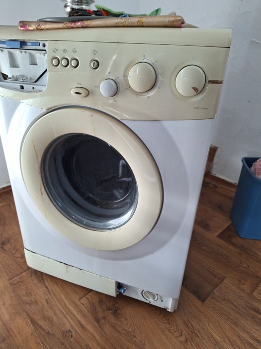 Vand masina de spalat beko.