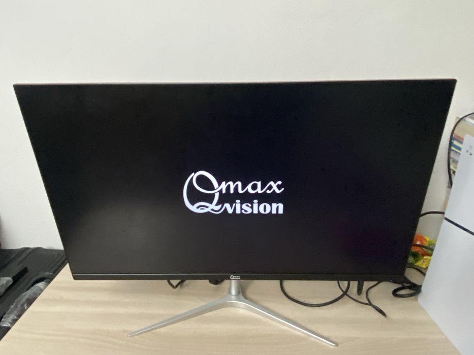 Qmax vision Монитор