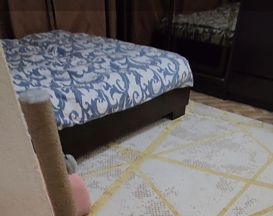 Продам 2х спальную кровать