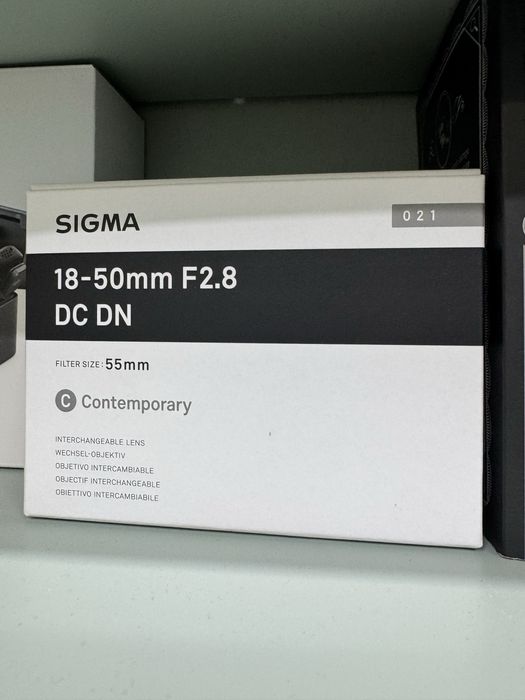 sony zv e10 + sigma 18-50 f2.8