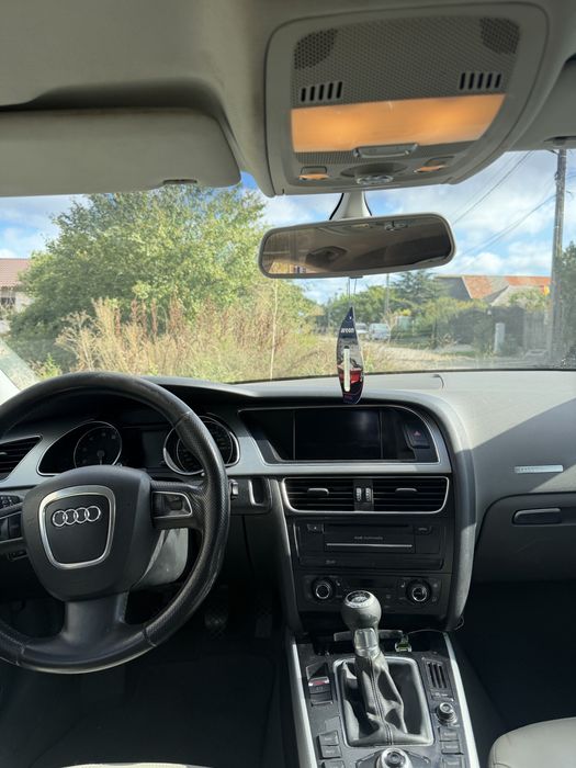 Audi A5 2011 2.0 TFSI 211 cp sportback