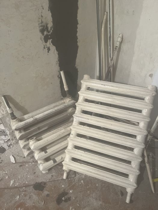 Продам чугунные батареи