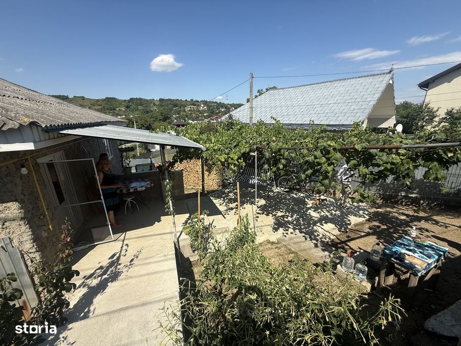 Casa in Margineni