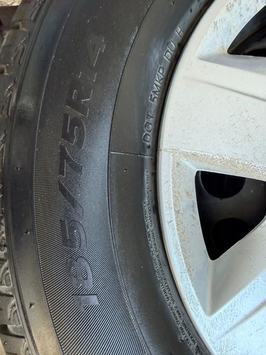 Продам шины! Шевролет кобальт шины