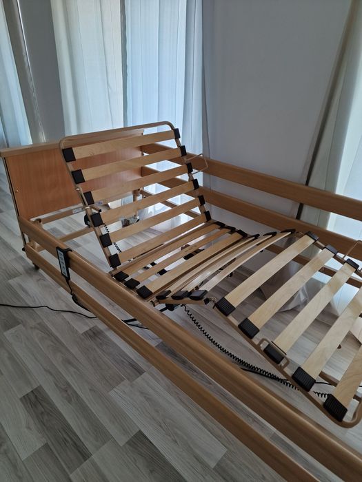 Vând pat Electric pt.persoane vârstnice sau cu dizabilități