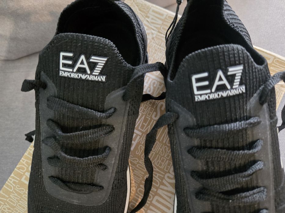 Маратонки Армани Нови