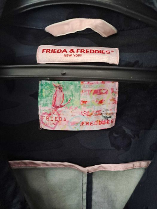 Дамско марково яке