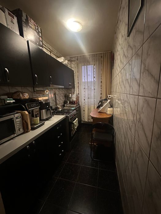 Vând apartament cu 3 camere