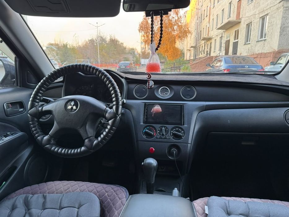 Mitsubishi Autlender