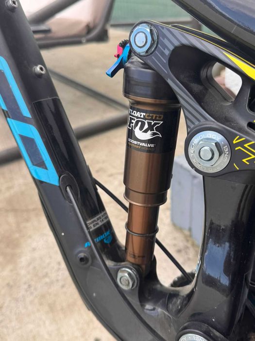Bicicleta Norco Enduro FULL CARBON marime S
