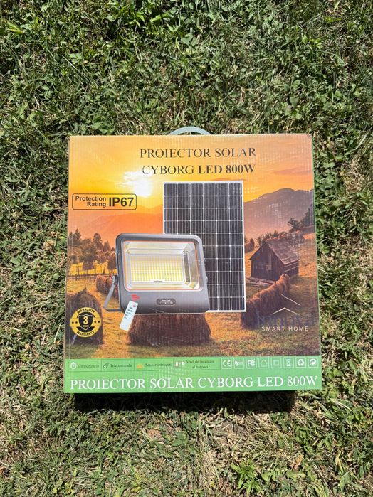 Proiectoare Solare 600W / 800W / 1000W Innova Cyborg Senzor Miscare & Lumina, Kit Instalare, Telecomanda