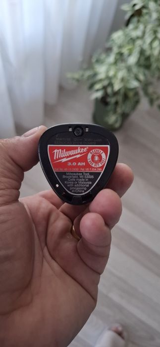 acumulator milwaukee m12 3ah red lithium
