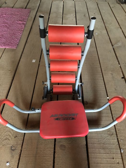 Aparat fitness abdomeni ab rocket twister