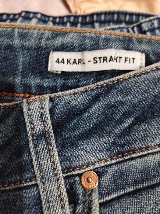 Продам джинсы 3 шт за 5000