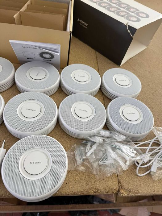 Set 12 Detectoare de Fum Smart WiFi X-Sense XS0BMR121