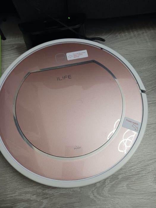 IlifeА6 и 7plus  робот  прахосмукачка