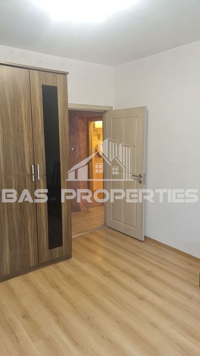 Продава се Тристаен апартамент в София, Слатина - 80 кв.м за 2813 €/кв.м - Снимка #5