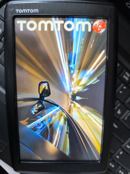 GPS Навигация tomtom start 60 + sd card 64 gb
