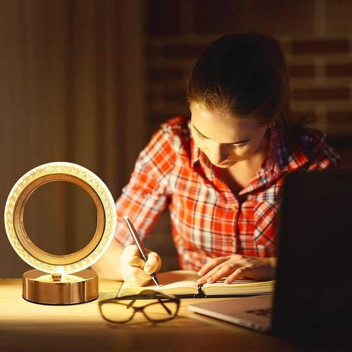 Lampa LED tip inel de cristal reincarcabila USB auriu 16x18 cm