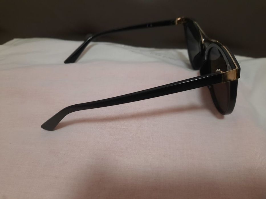 Екстравагантни дамски слънчеви очила