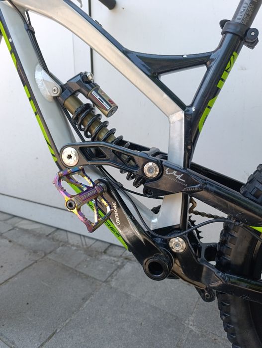 DH, Downhill bike YT Tues 2.0 comp
