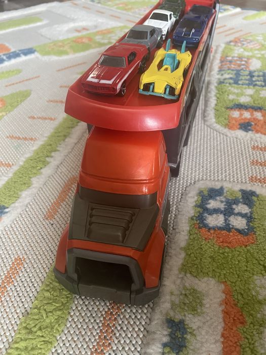 Hot Wheels автовоз изтрелвач