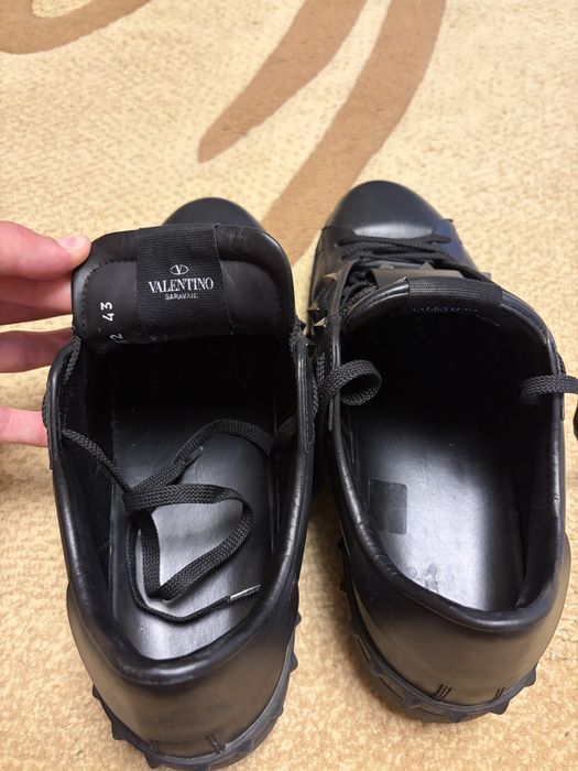 Valentino Garavani Rockstud Untitled
