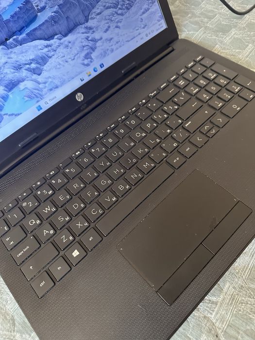 Ноутбук HP 15-da0256ur