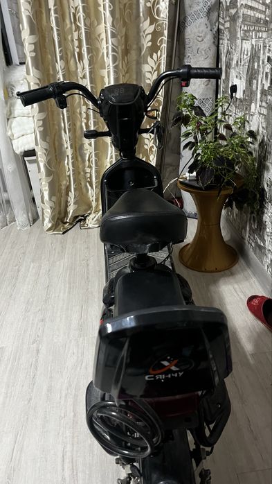 Скутер sk8 (2024) год