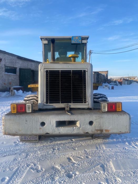 Продается фронтальный двухкубовый погрузчик