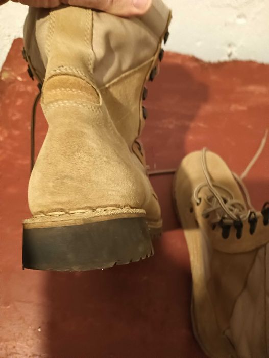 Bocanci MApN deșert, mărimea 42, aproape noi