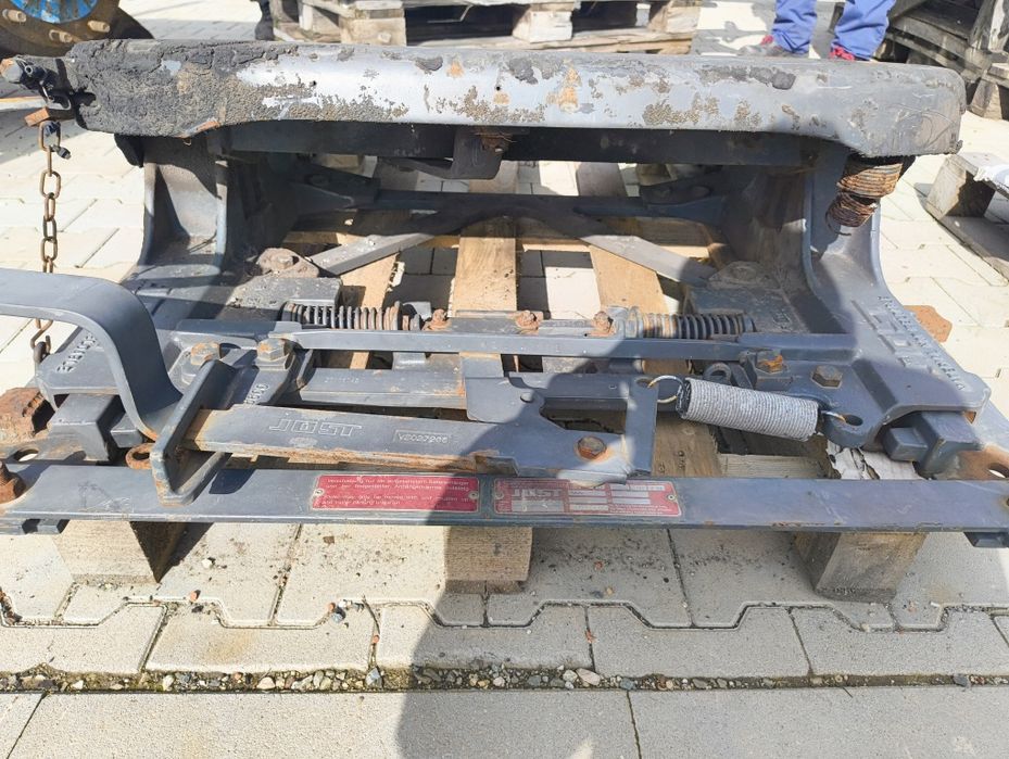 Лафет за камион на гребен Jost