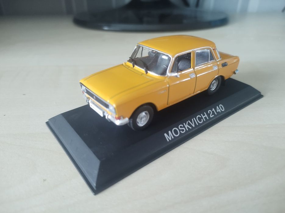 Разни модели 1:43
