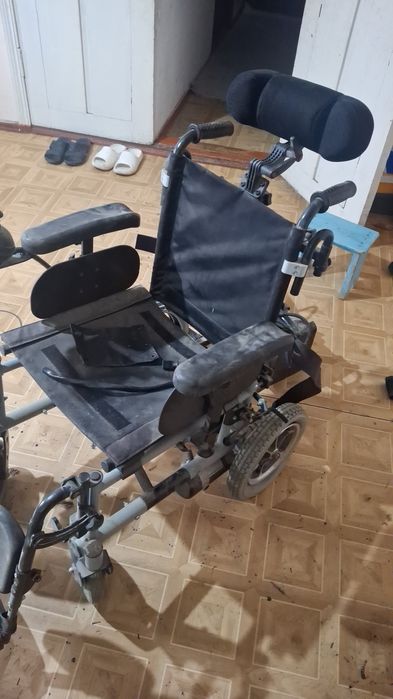 Инвалидная коляска