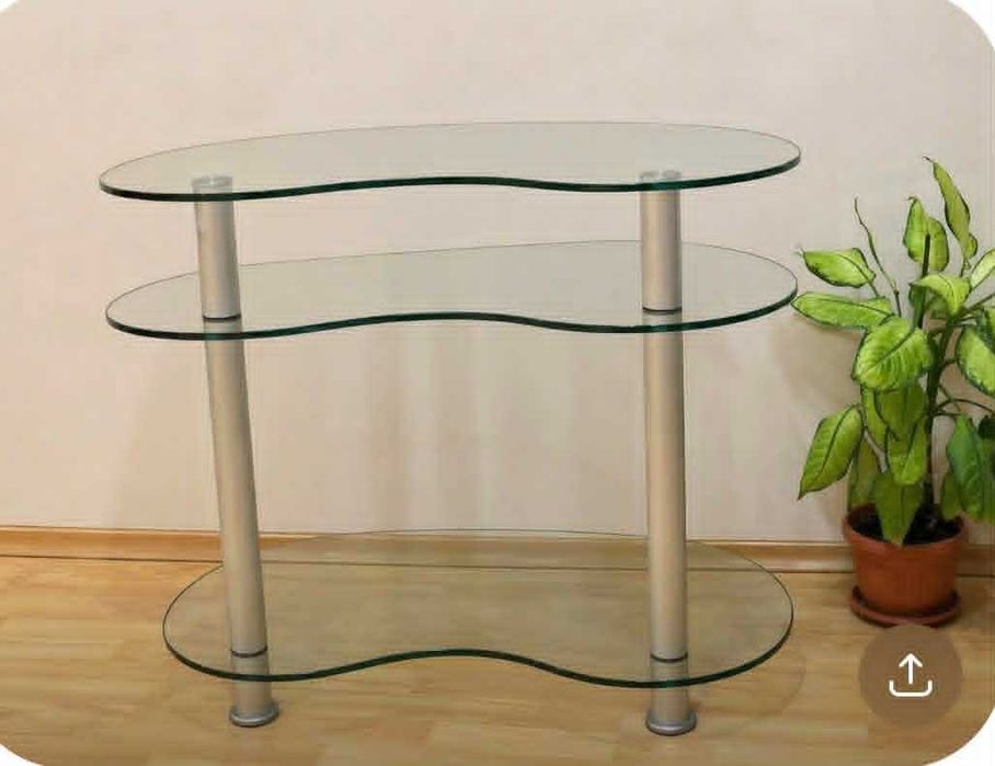 Нова стъклена TV маса