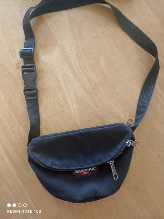 Eastpak сумка продаю